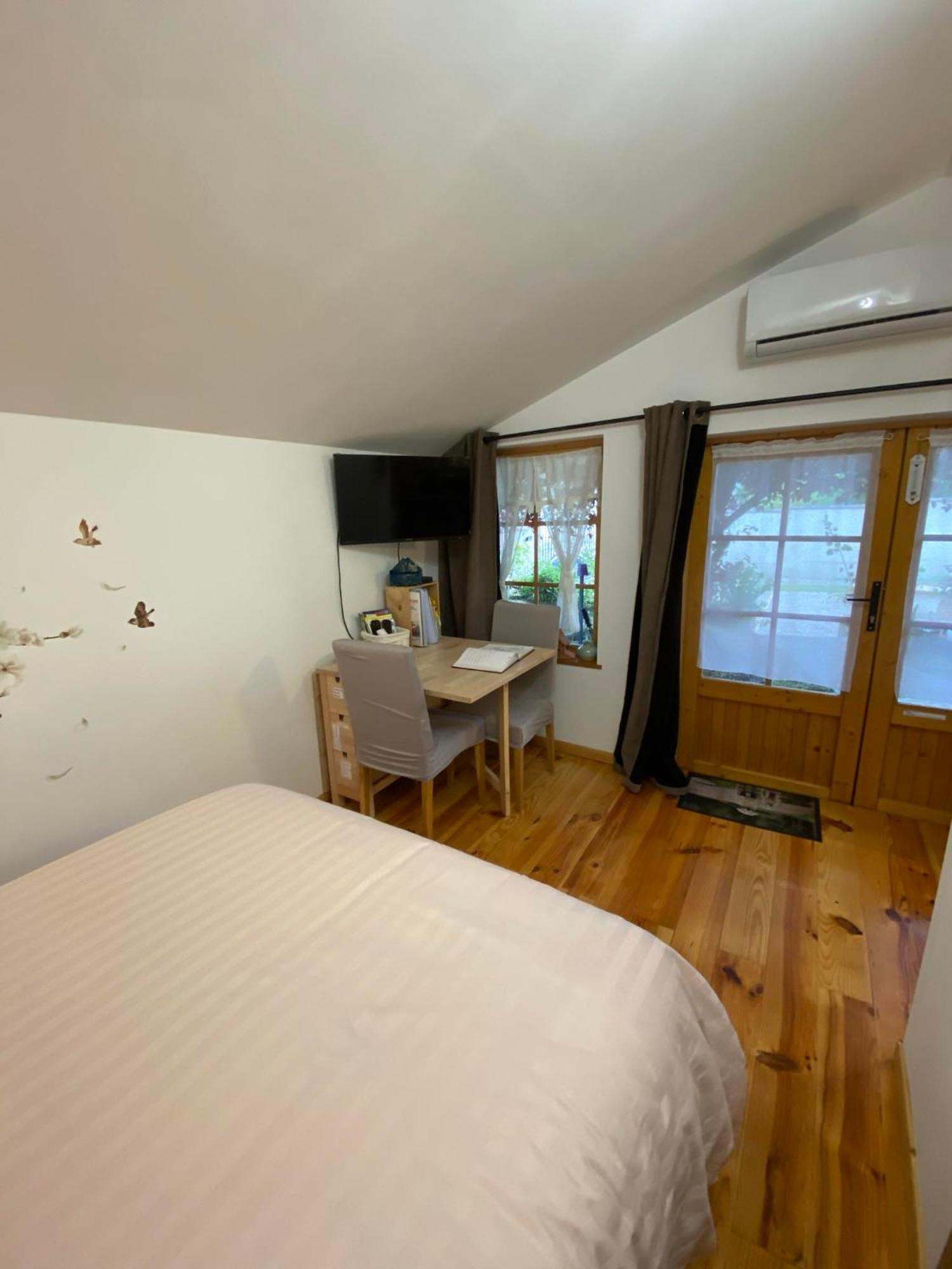 Maison d'hôtes Aux Gres Des Moisonettes à Limetz Extérieur photo